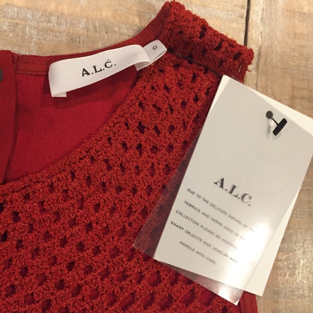 NWT A.L.C. Quinn Crochet Silk Blouse Tank Top 0 red - Picture 5 of 8